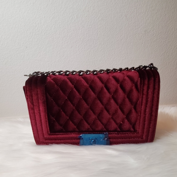 Purses - Picture 5 of 8